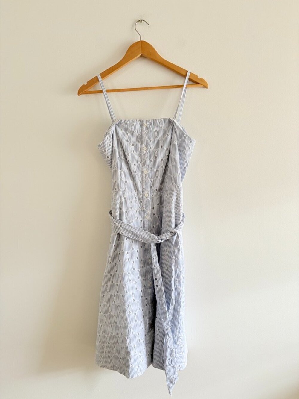 Banana Republic Eyelet Sundress Light Blue White Embroidered Size 8 - Picture 4 of 8